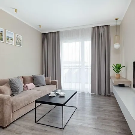 公寓 Bel Mare Stylish With Parking Close To The By Renters