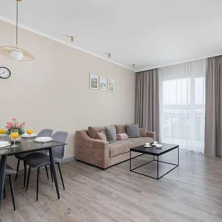 Bel Mare Stylish With Parking Close To The By Renters 米兹多洛杰