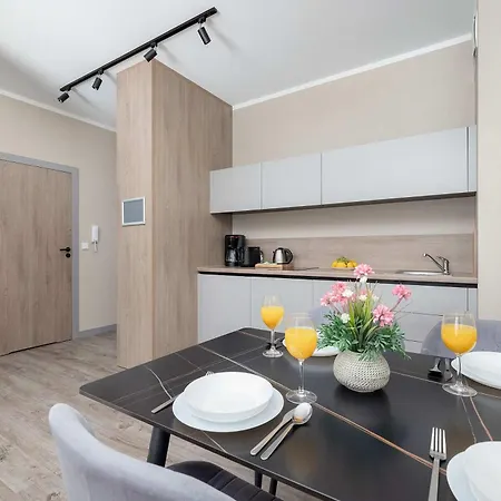 Apartamento Bel Mare Stylish With Parking Close To The By Renters